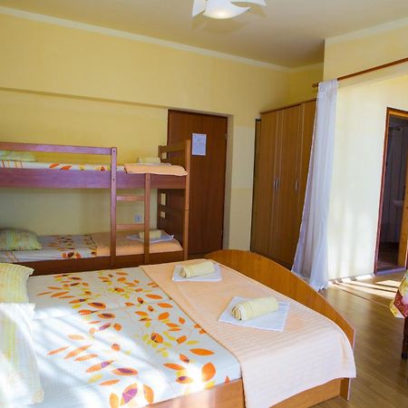 Apartments With A Parking Space Baska Voda, Makarska - 6761 Номер фото