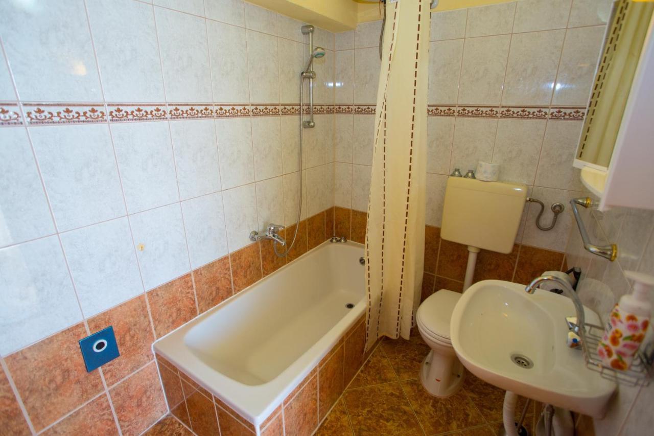 Apartments With A Parking Space Baska Voda, Makarska - 6761 Екстер'єр фото