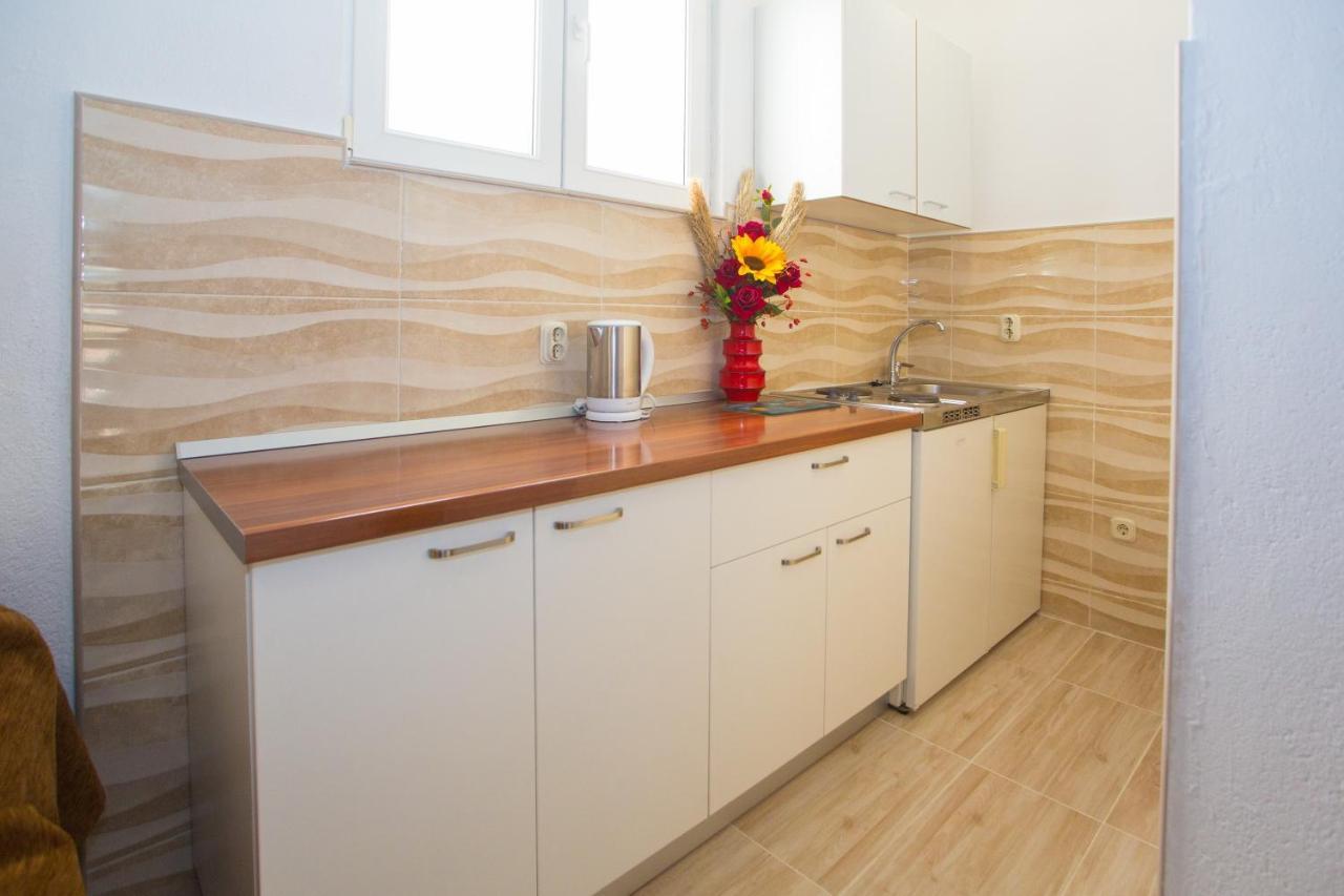 Apartments With A Parking Space Baska Voda, Makarska - 6761 Екстер'єр фото