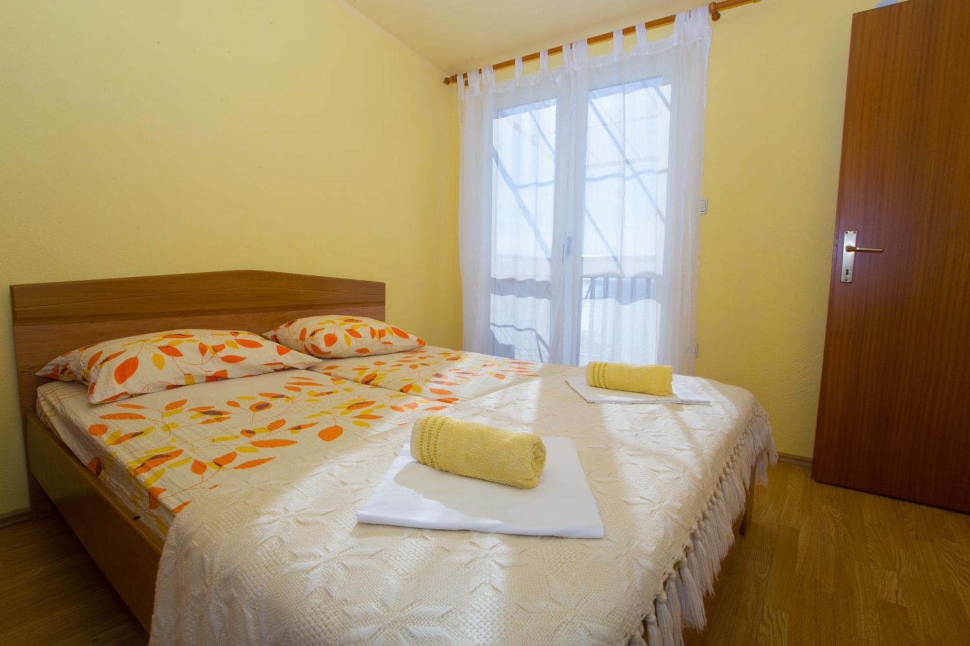 Apartments With A Parking Space Baska Voda, Makarska - 6761 Номер фото